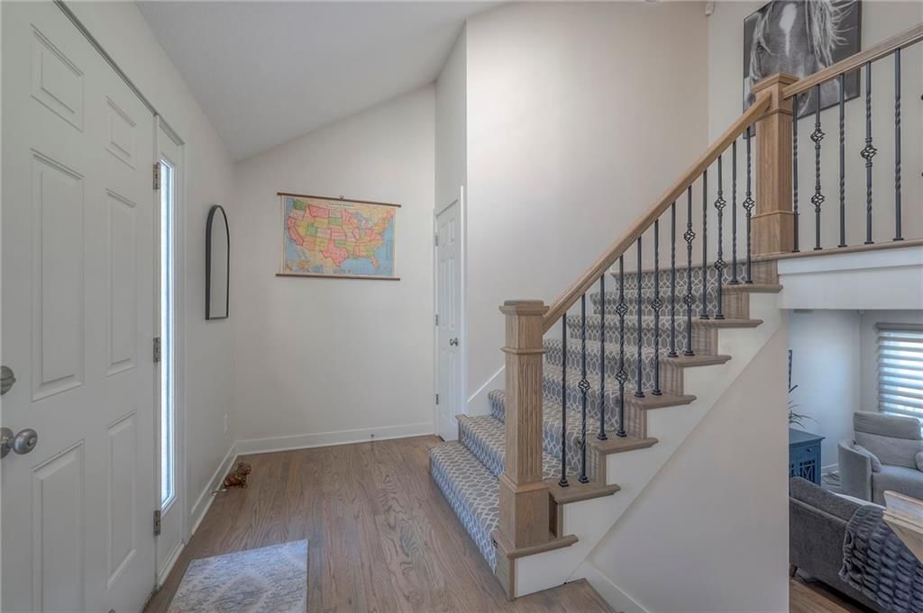 264 NE Edgewater Drive — photo 3