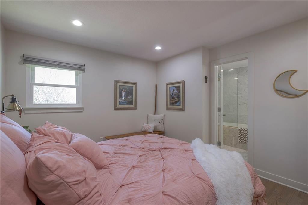 264 NE Edgewater Drive — photo 28