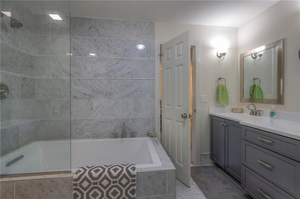 264 NE Edgewater Drive — photo 29