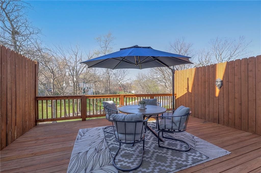 264 NE Edgewater Drive — photo 35