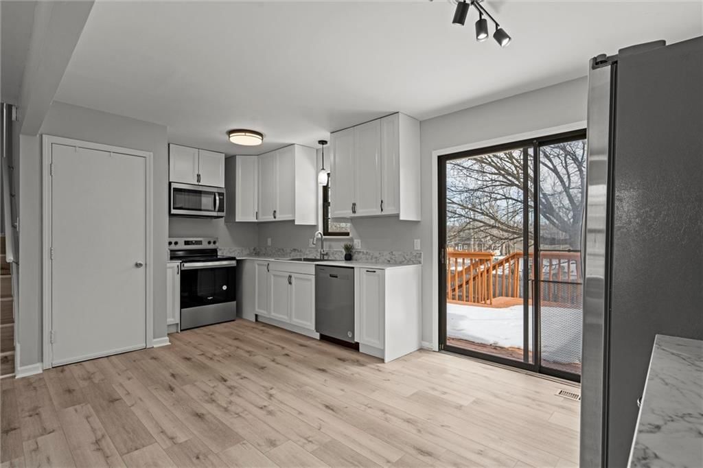 522 Walnut Street — photo 13