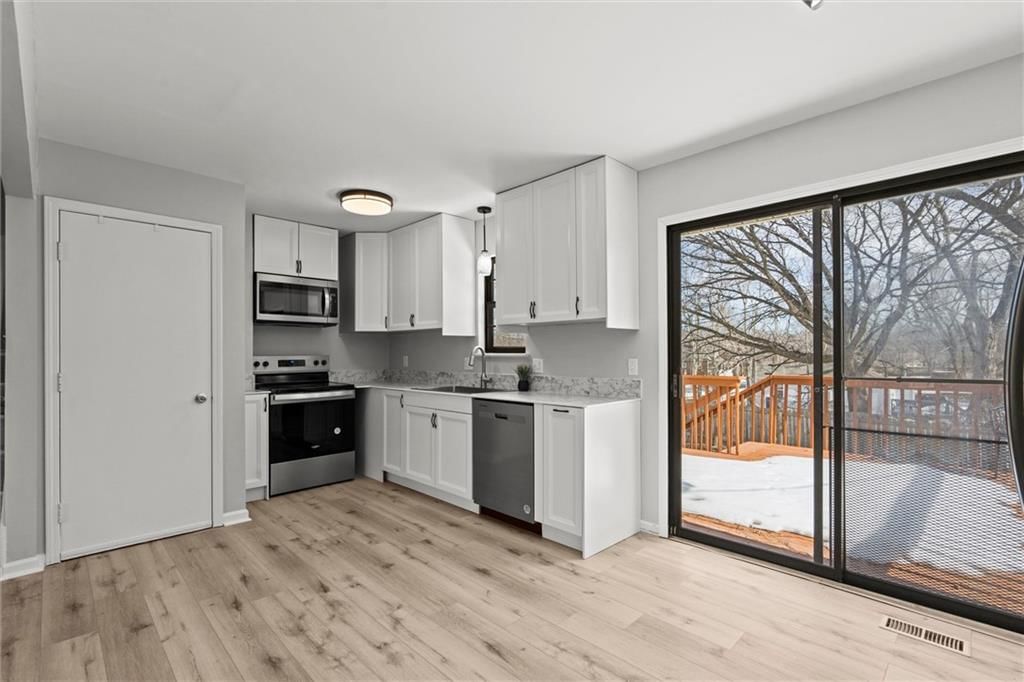 522 Walnut Street — photo 14