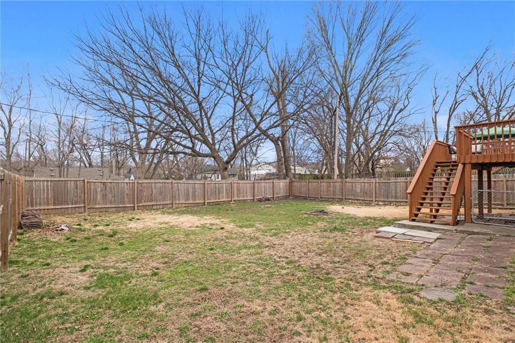 522 Walnut Street — photo 23
