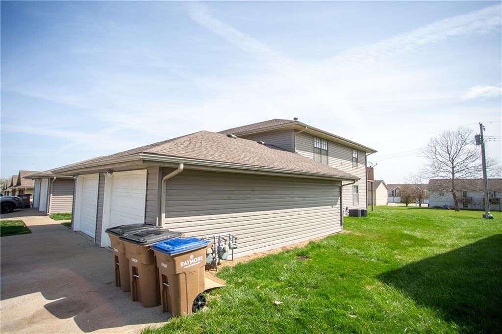 503 Sky Vue Drive — photo 38