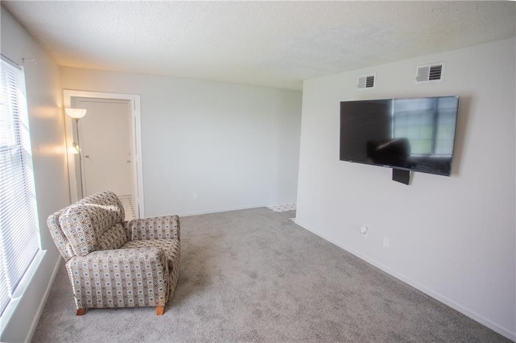 503 Sky Vue Drive — photo 9