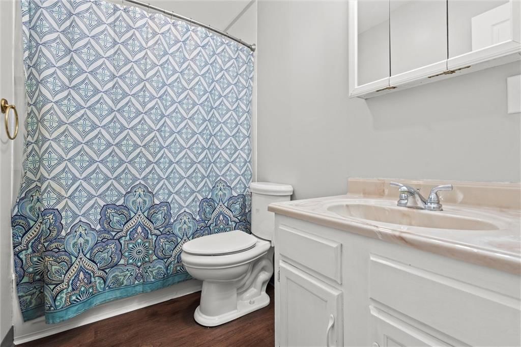 217-219 Emerson Avenue — photo 31