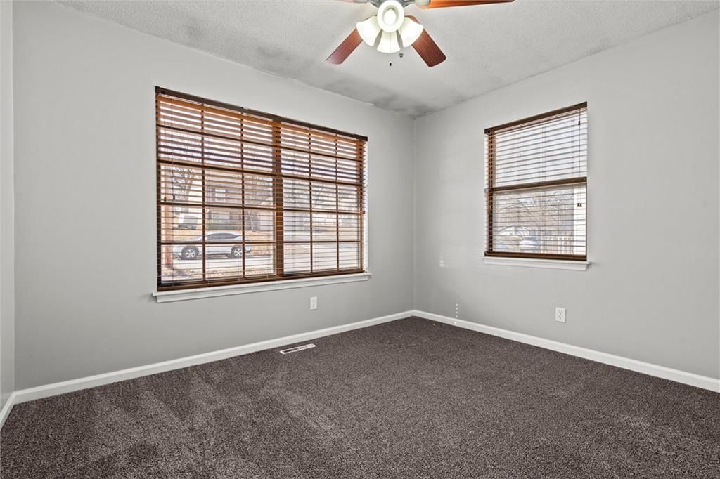 217-219 Emerson Avenue — photo 32