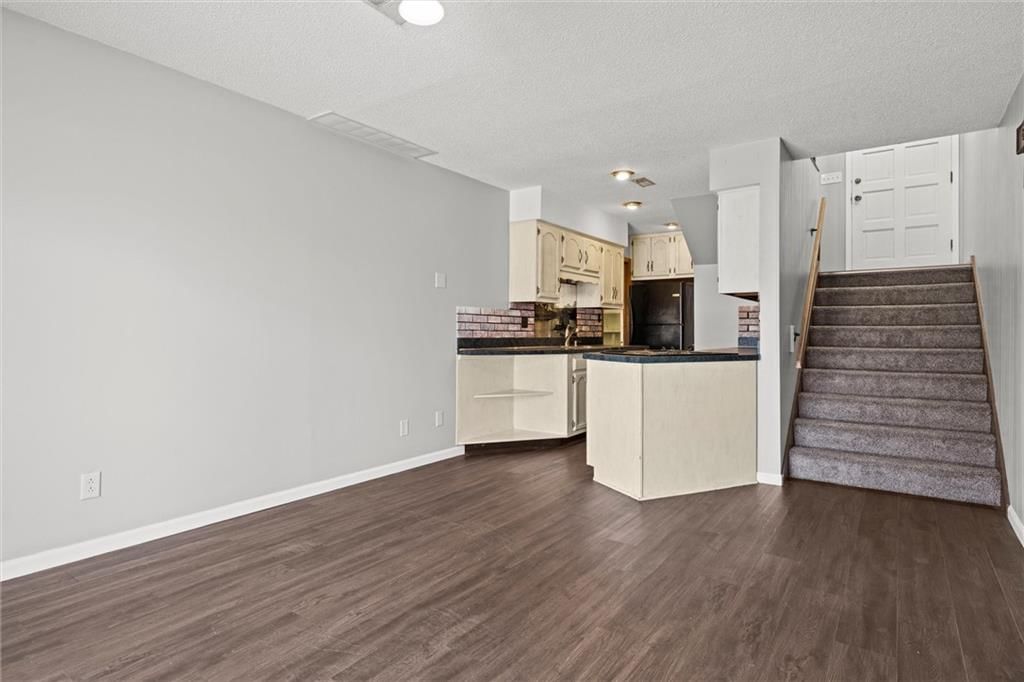 217-219 Emerson Avenue — photo 6