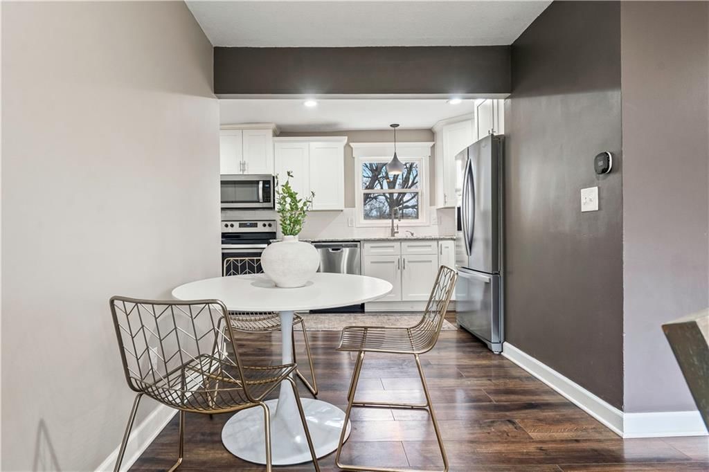 7537 Booth Drive — photo 13