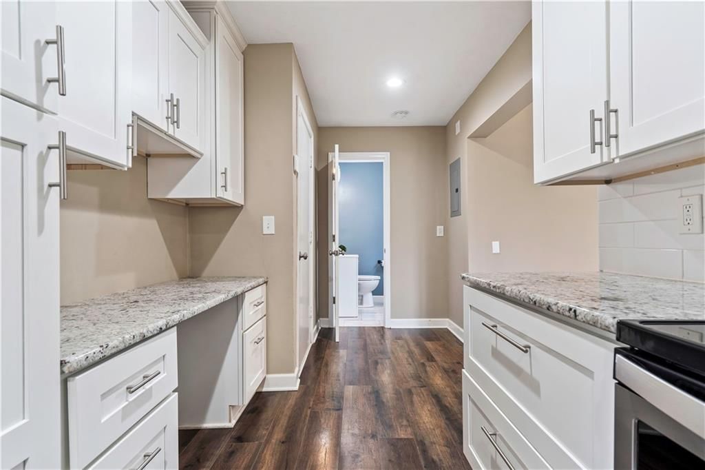 7537 Booth Drive — photo 17