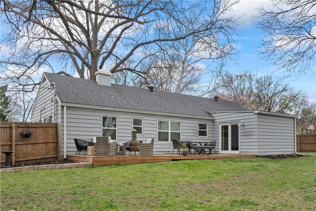 7537 Booth Drive — photo 44