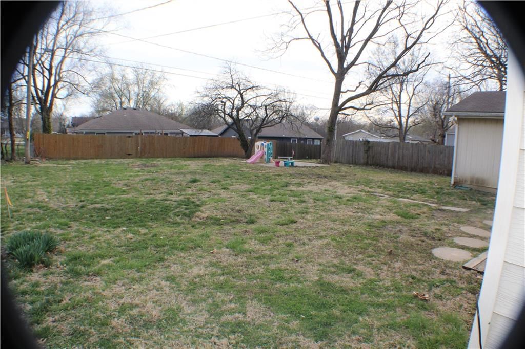 503 E Lucy Street — photo 34