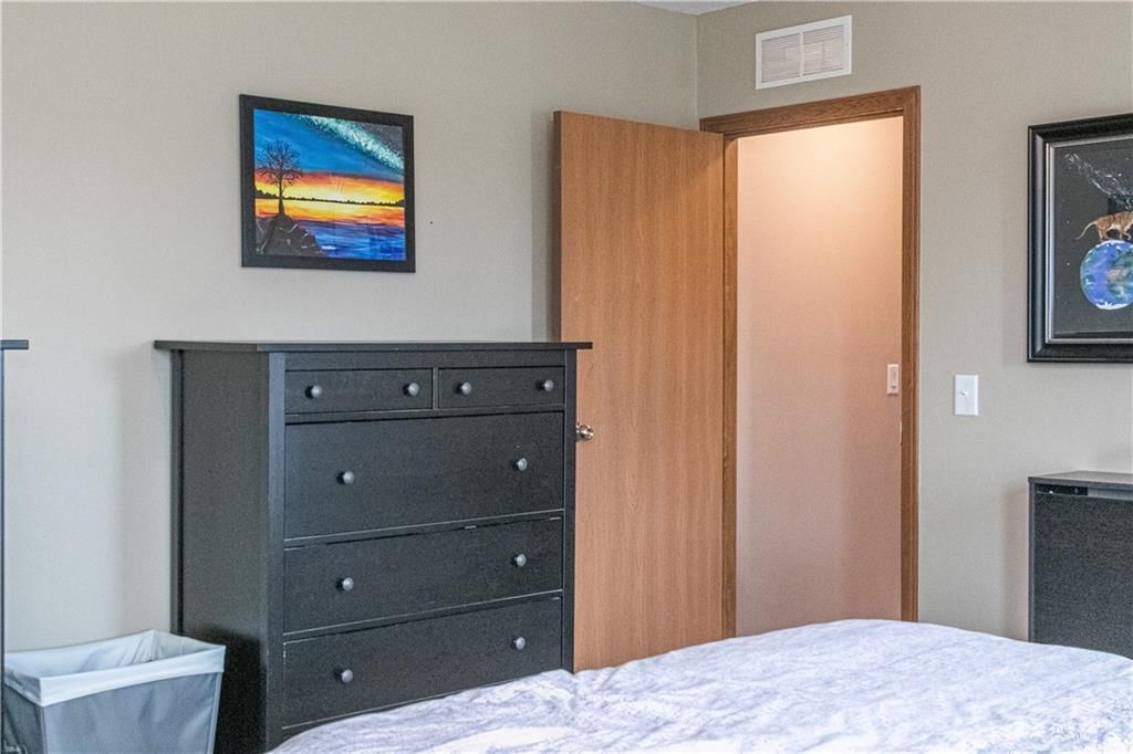 2387 N 1100 Road — photo 25