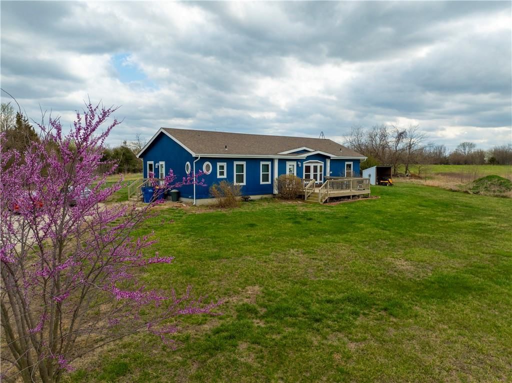 2387 N 1100 Road — photo 48