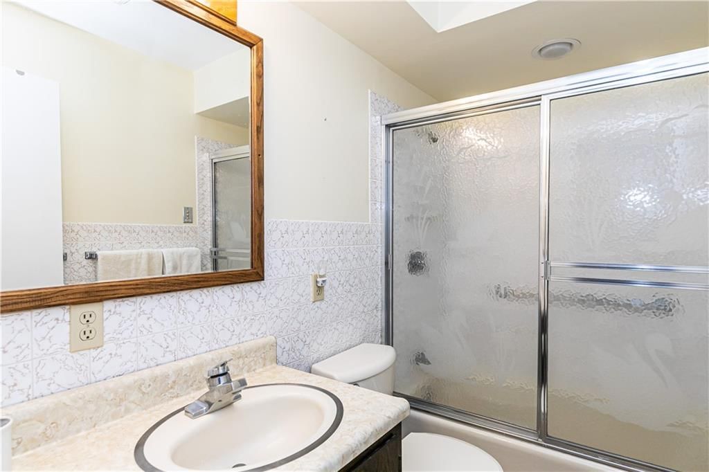 2387 N 1100 Road — photo 58