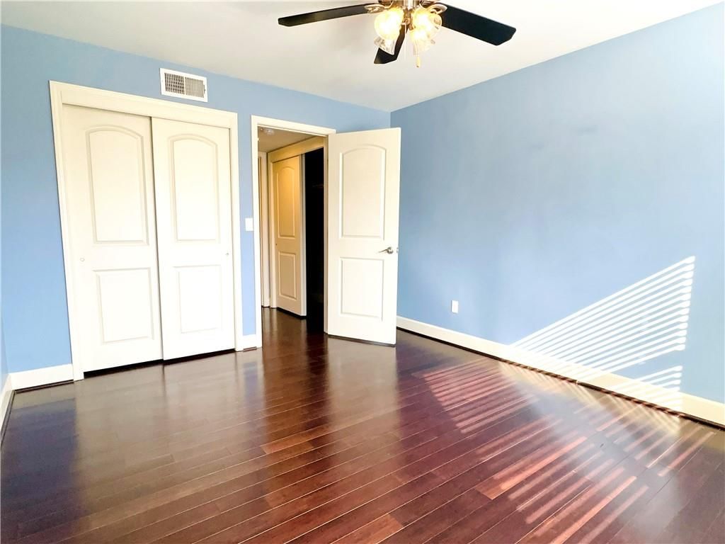 920 Washington Street — photo 10
