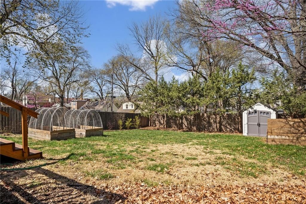 616 E 70th Street — photo 30
