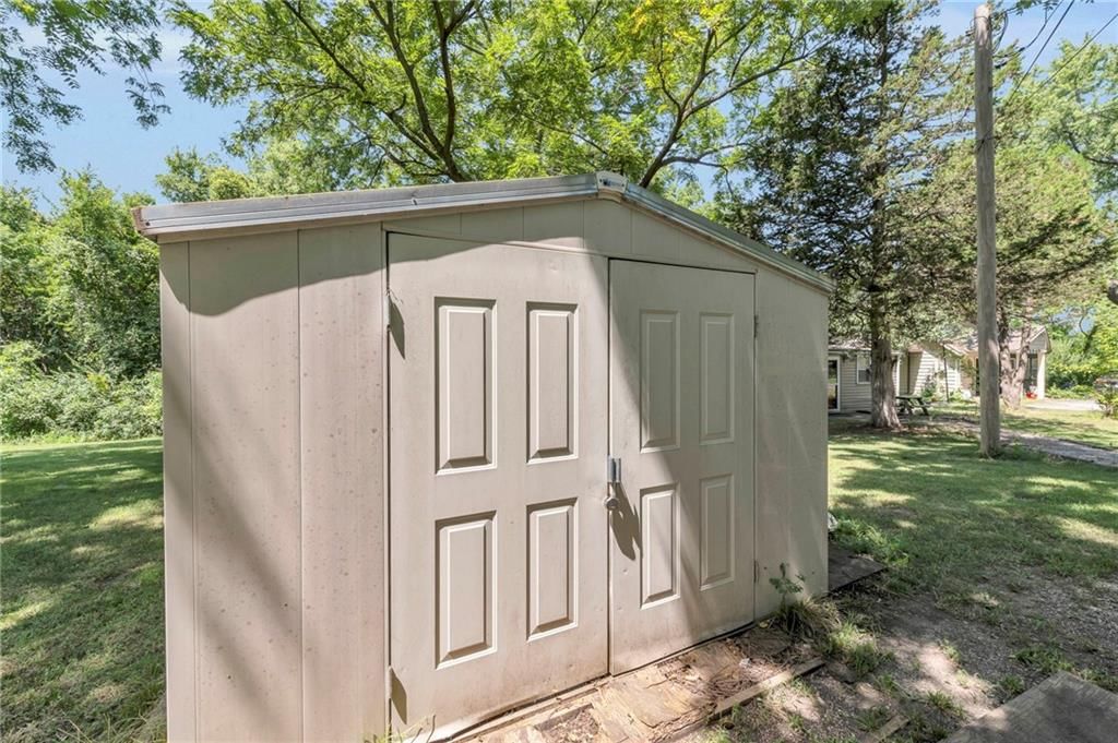 8836 N Main Street — photo 7