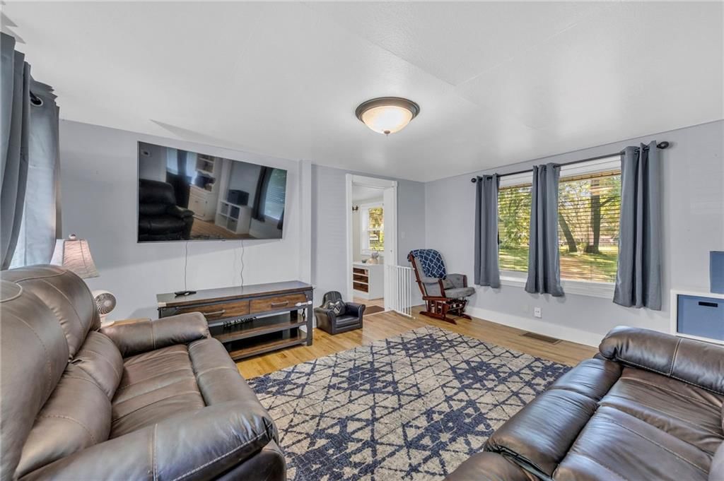 8836 N Main Street — photo 10