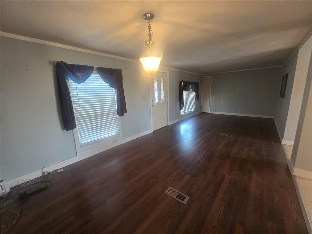 1645 Cardinal Drive — photo 8