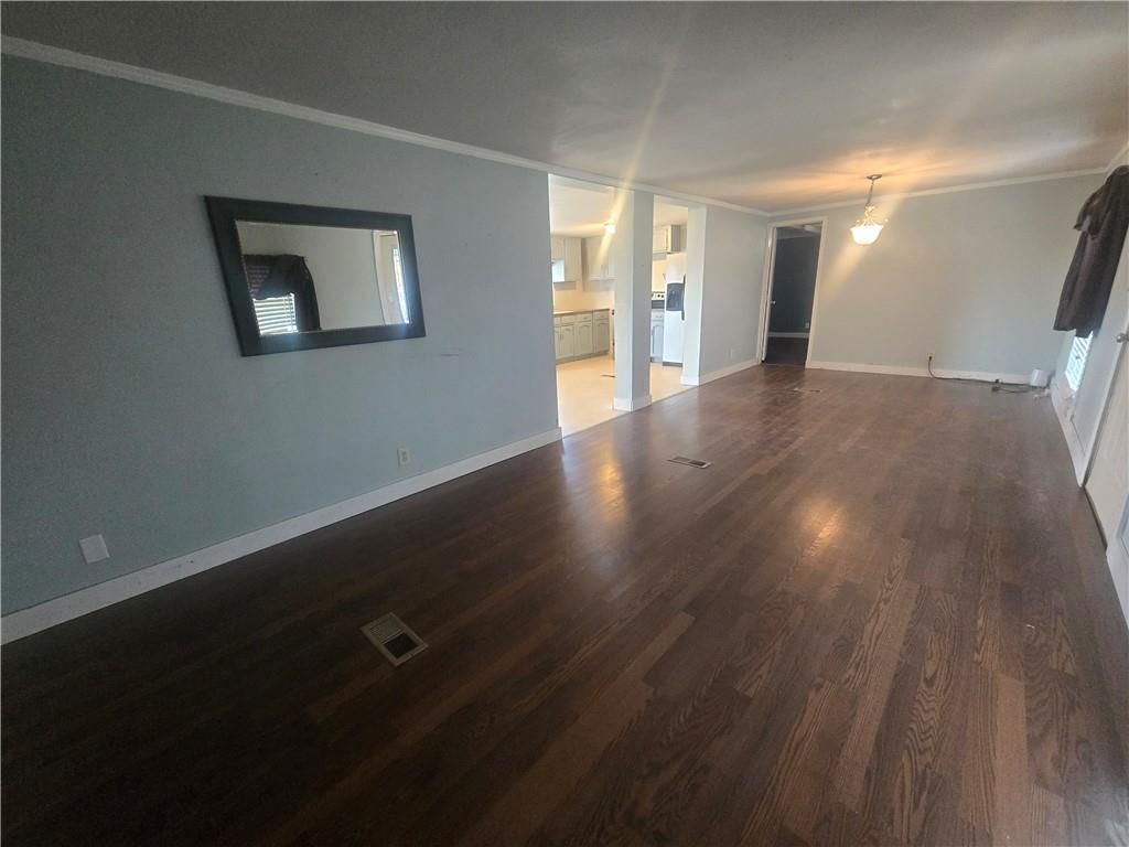 1645 Cardinal Drive — photo 10