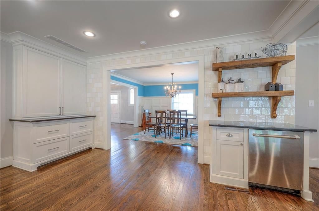 414 W 58th Street — photo 17