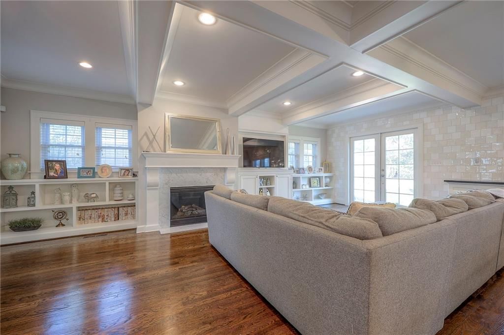 414 W 58th Street — photo 20