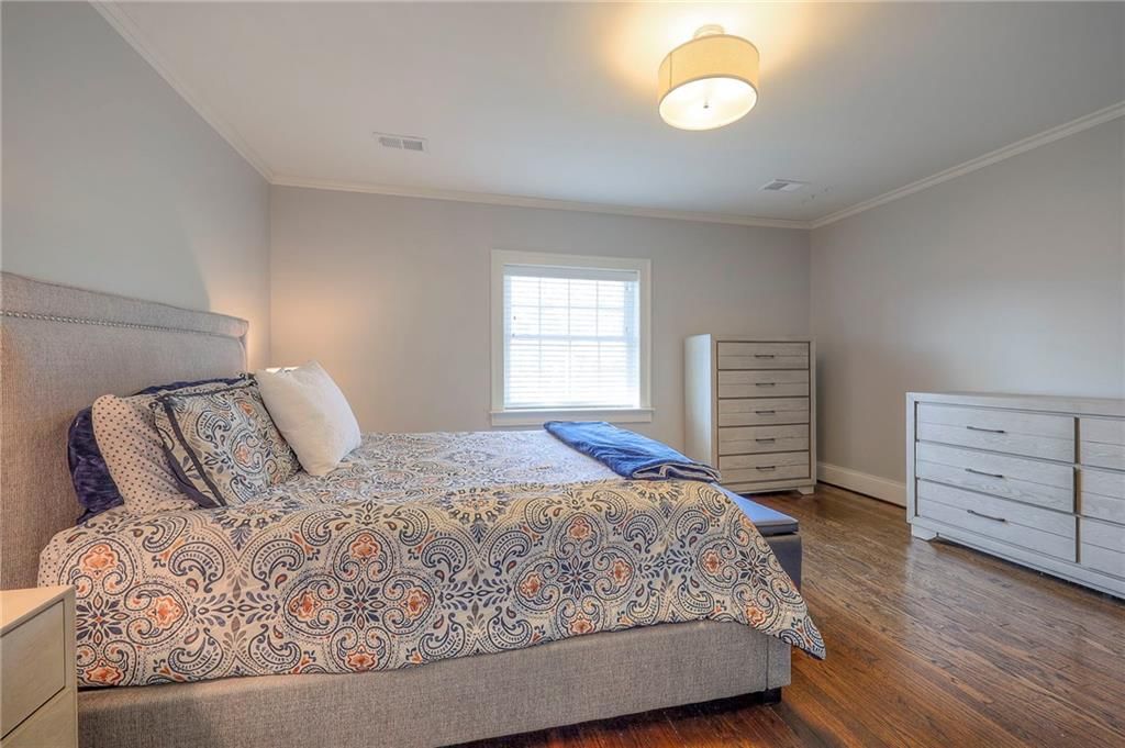 414 W 58th Street — photo 26