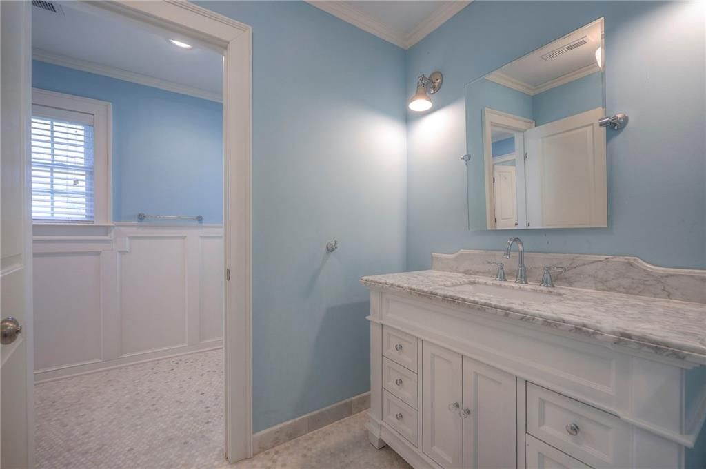 414 W 58th Street — photo 30