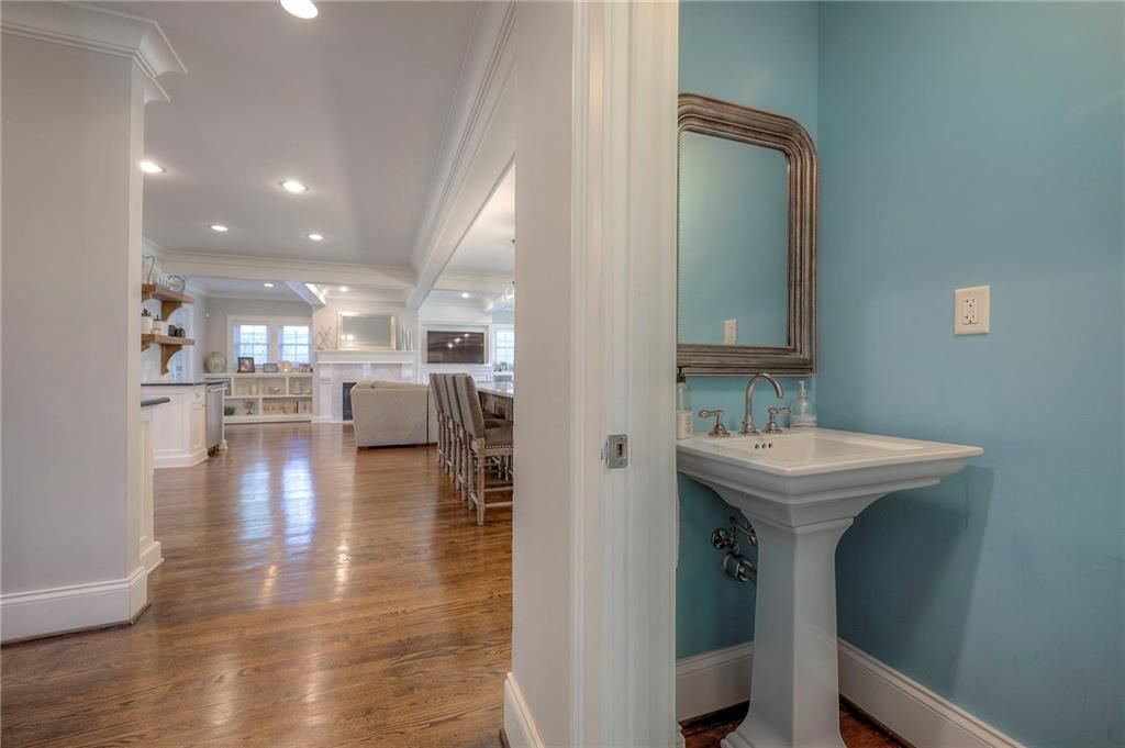 414 W 58th Street — photo 56