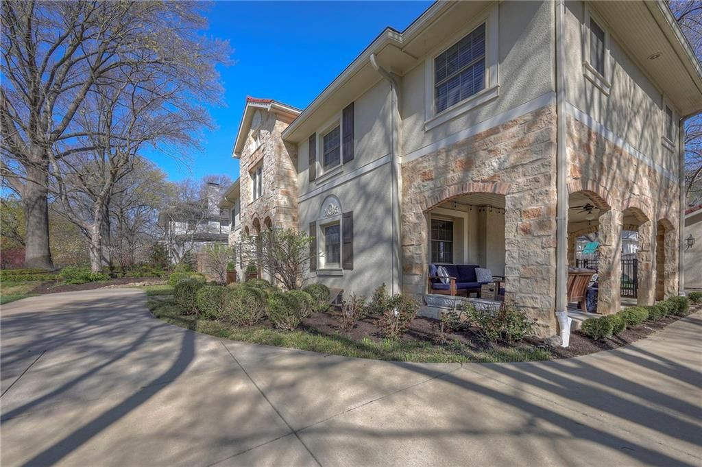 414 W 58th Street — photo 58