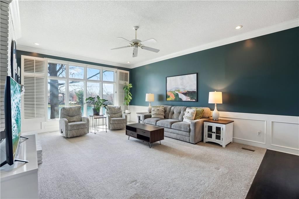 808 NW High Point Drive — photo 8