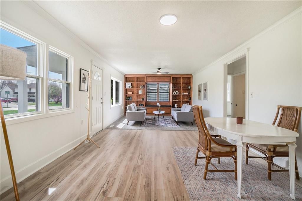 16112 Harris Avenue — photo 8