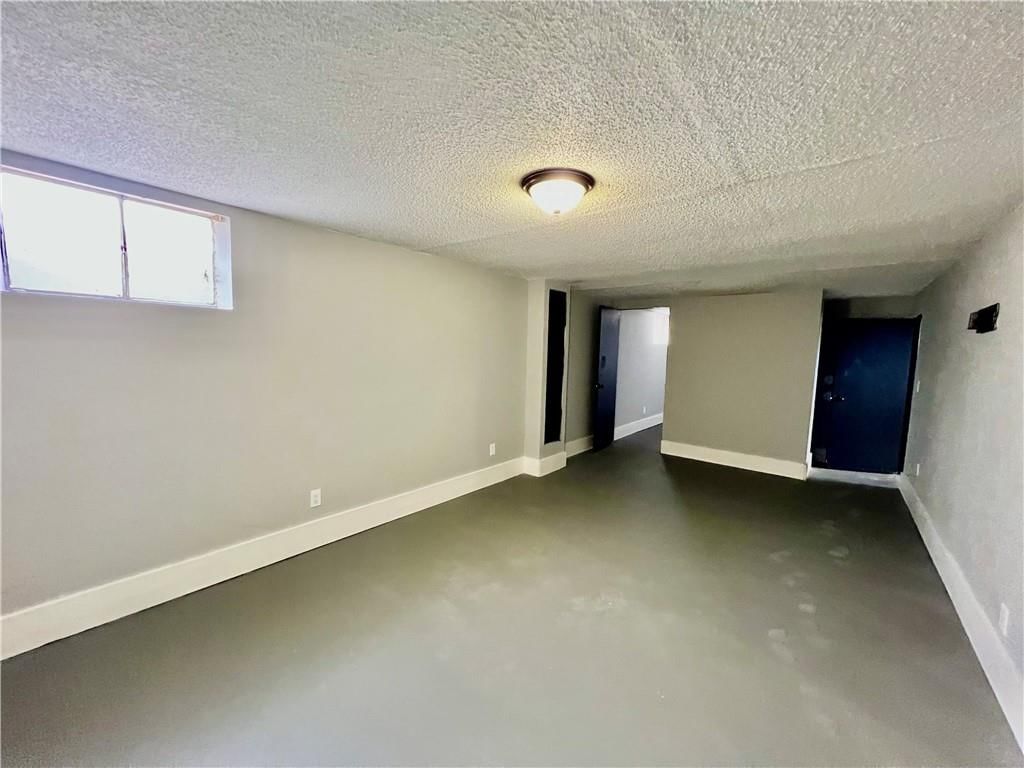 208 N Jennings Road — photo 16