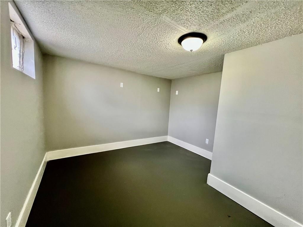 208 N Jennings Road — photo 18