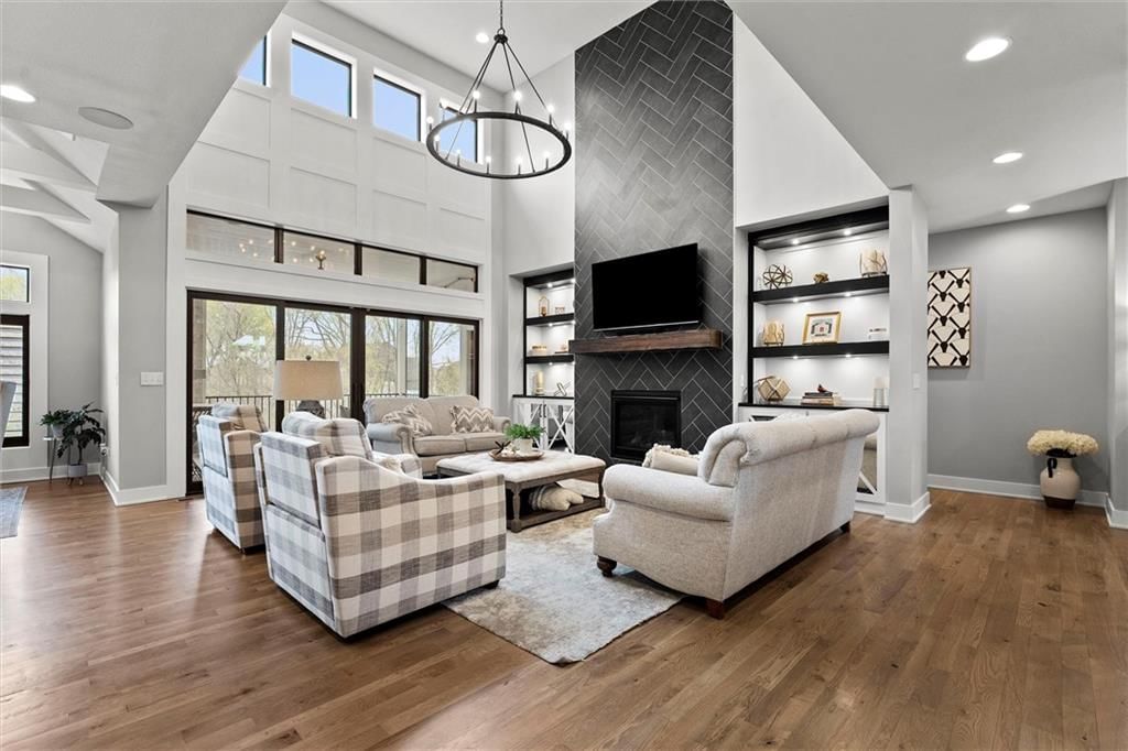 18050 N Peach Blossom Drive — photo 3