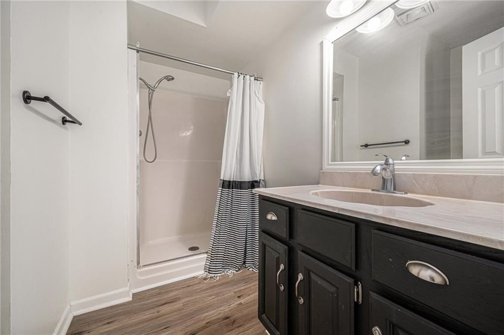 514 Meadowcrest Court — photo 11