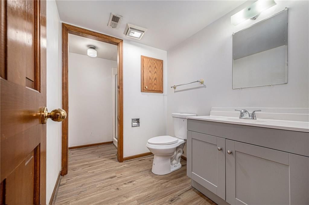 514 Meadowcrest Court — photo 21