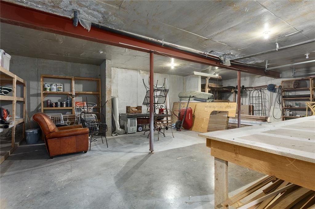 1401 Woodbury Lane — photo 44