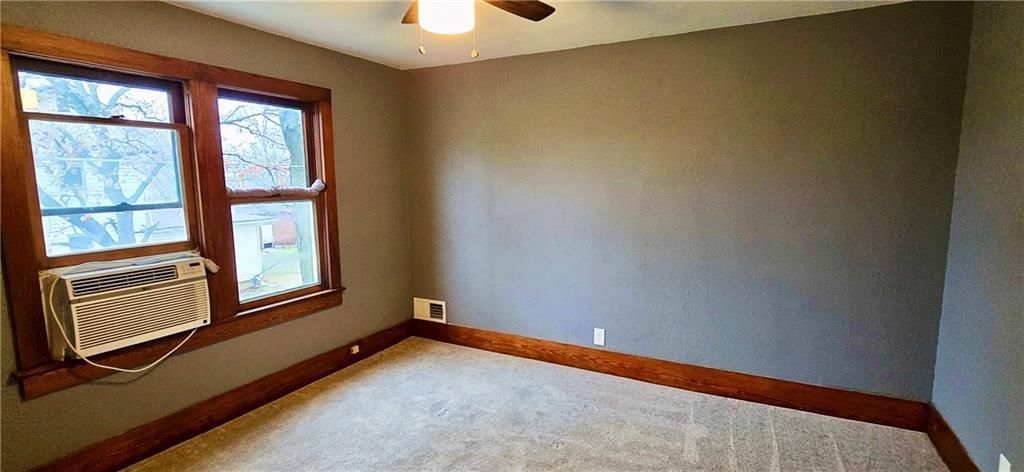 1324 S Main Street — photo 36