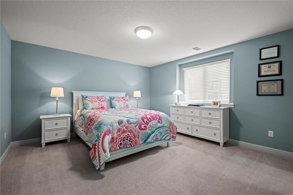 11705 S Hagan Street — photo 33