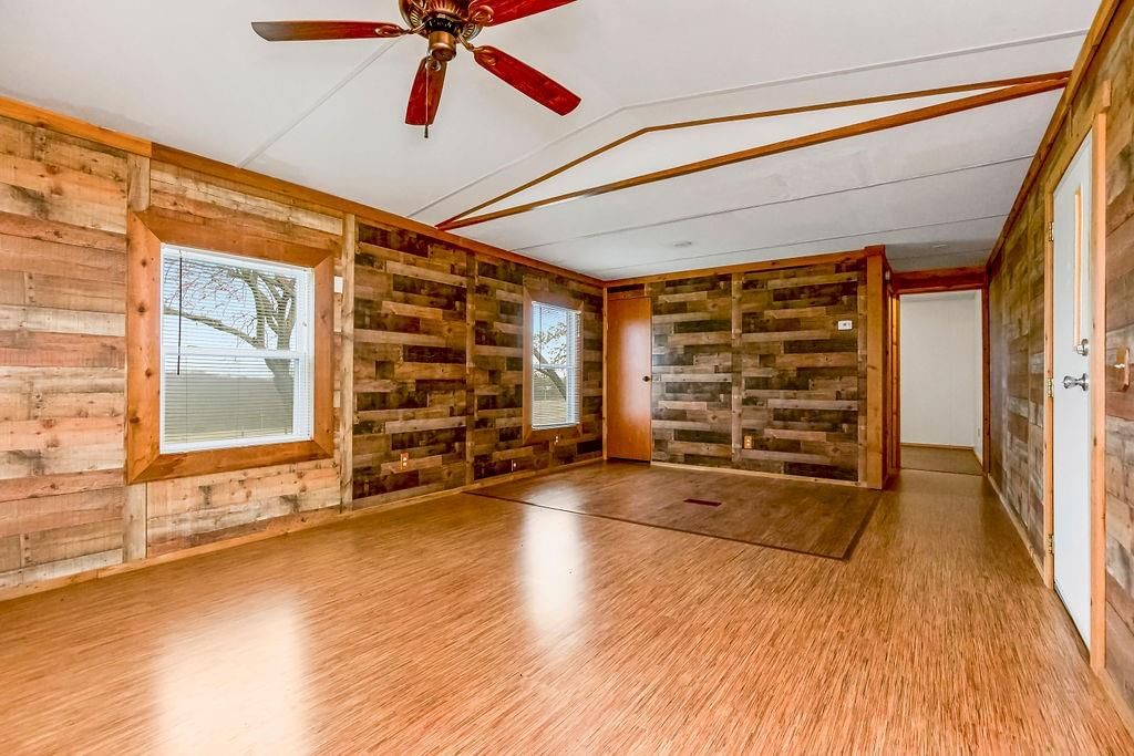 8182 S 294th Street — photo 11