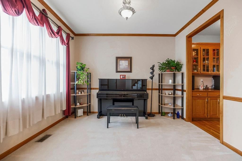 4960 Summit Street — photo 3