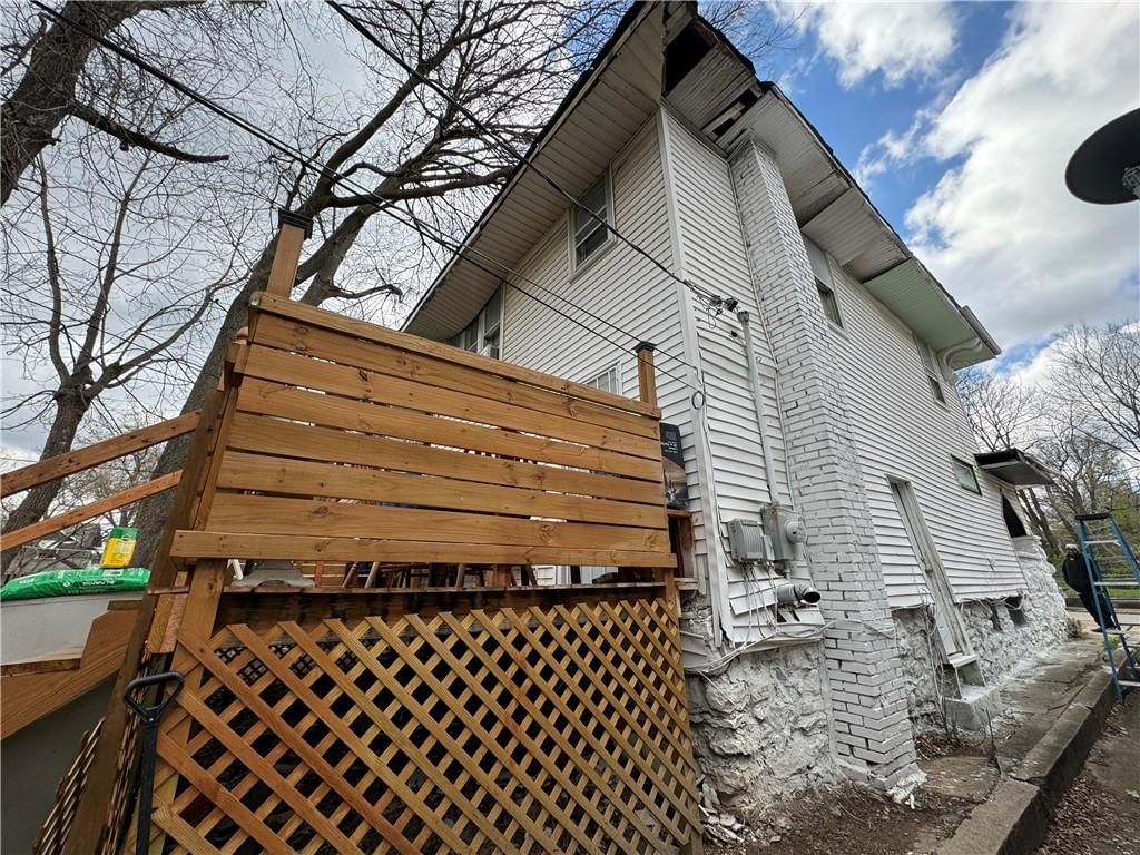 2912 E 40TH Street — photo 20