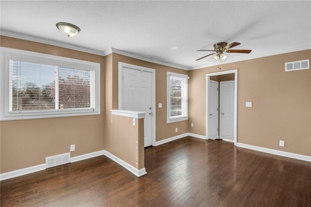 4513 N Bellefontaine Avenue — photo 6