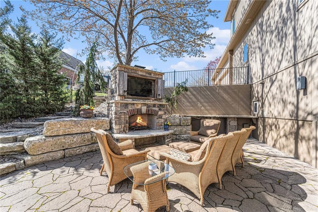4935 Constance Street — photo 44