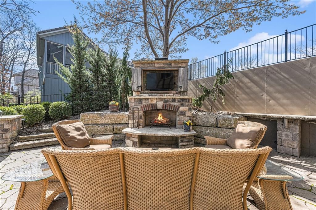 4935 Constance Street — photo 45