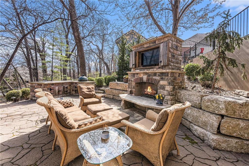 4935 Constance Street — photo 46