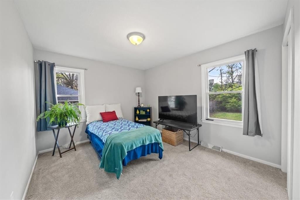 10012 McGee Street — photo 9