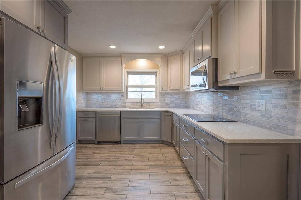 6606 NW Hilldale Drive — photo 9